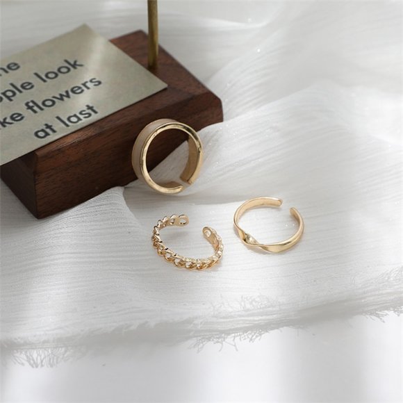 ♠️ NEW Gold and Pink Ring - Set of 3 - Picture 4 of 7